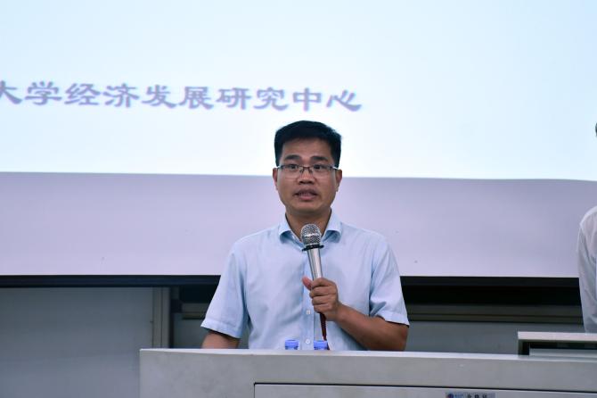 政治经济学批判导言？政治经济学批判导言的三个论断